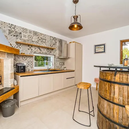 Tala Vakantiehuis Mrljane