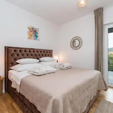 Dom wakacyjny Tala Mrljane